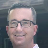 Psychologist Derek Bowers providing different types of therapy in San Antonio