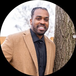 Psychologist Keith Thomas providing different types of therapy in Detroit