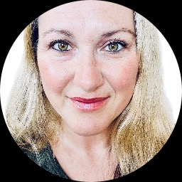 Psychologist Tara Brisnehan providing different types of therapy in Phoenix