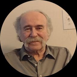 Psychologist Louis Oswald providing different types of therapy in Detroit