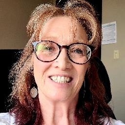 This is Sheila Hancock's avatar and link to their profile