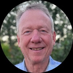 Psychologist Robert Mount providing different types of therapy in Chicago